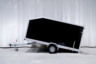 Moottorikelkka-ja mönkijäkärryt