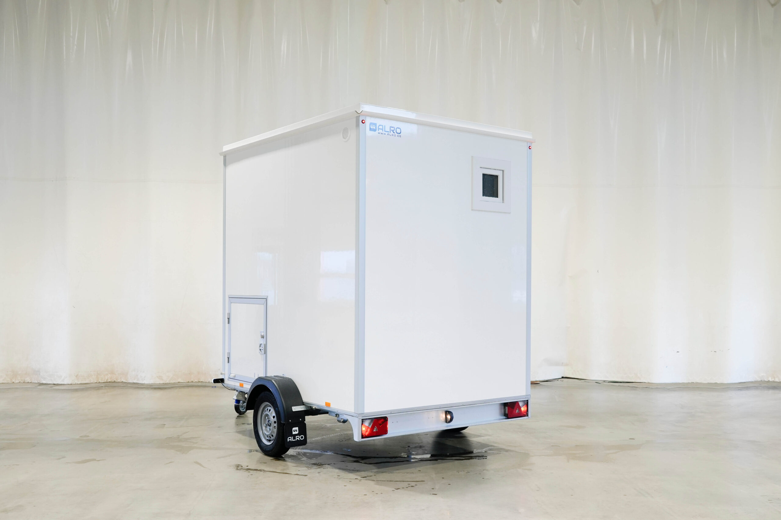 Alro siirrettävä suihkullinen WC (S218) - Image 2