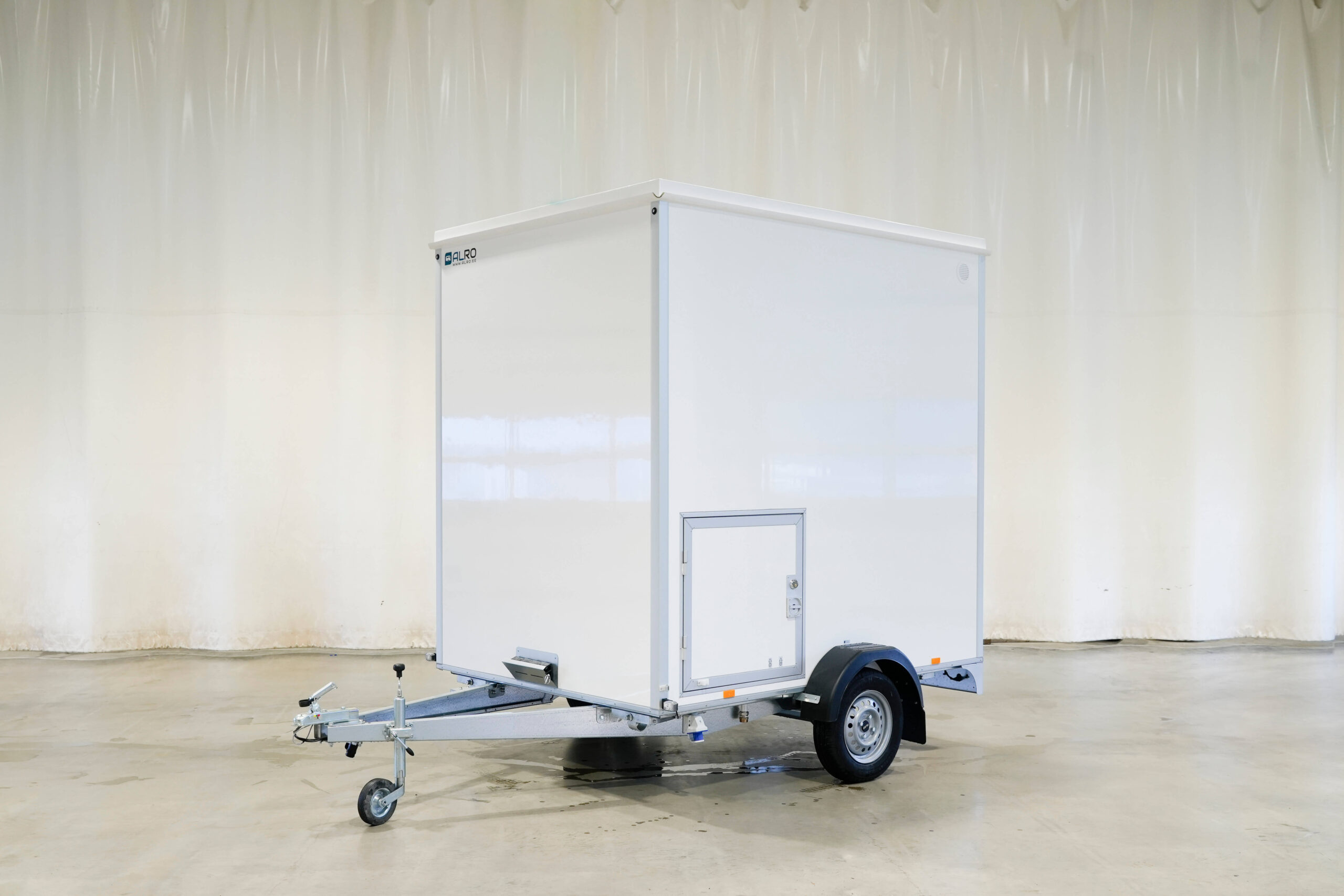 Alro siirrettävä suihkullinen WC (S218)