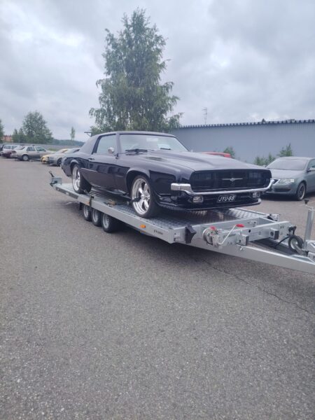 MARTZ GT Kippbar ALU 3500kg (580 x 209 cm) autotraileri hydraulisella käsikipillä.